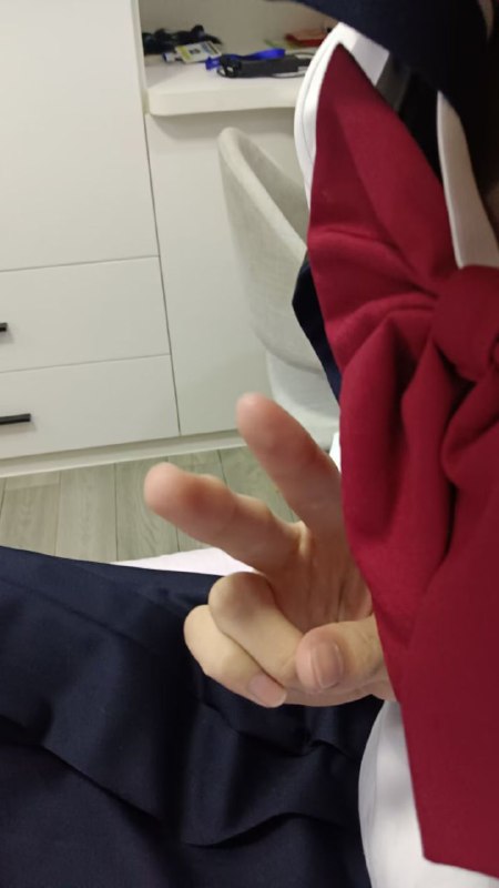 翻了一下自己之前的女装照片，约定俗成……想着发一下