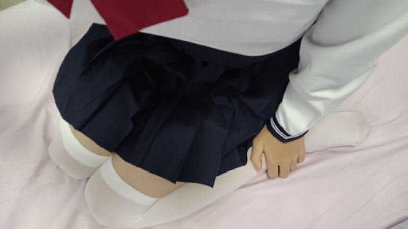 翻了一下自己之前的女装照片，约定俗成……想着发一下